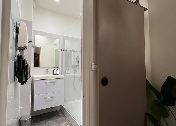 Cozy Centre - Plaza Nemausus דירה *